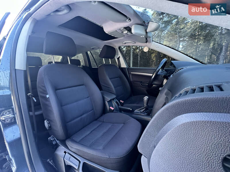 Универсал Skoda Octavia 2005 в Богодухове