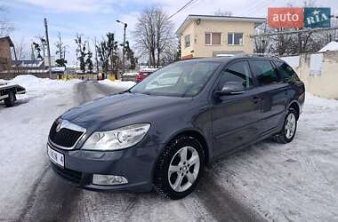 Универсал Skoda Octavia 2010 в Стрые