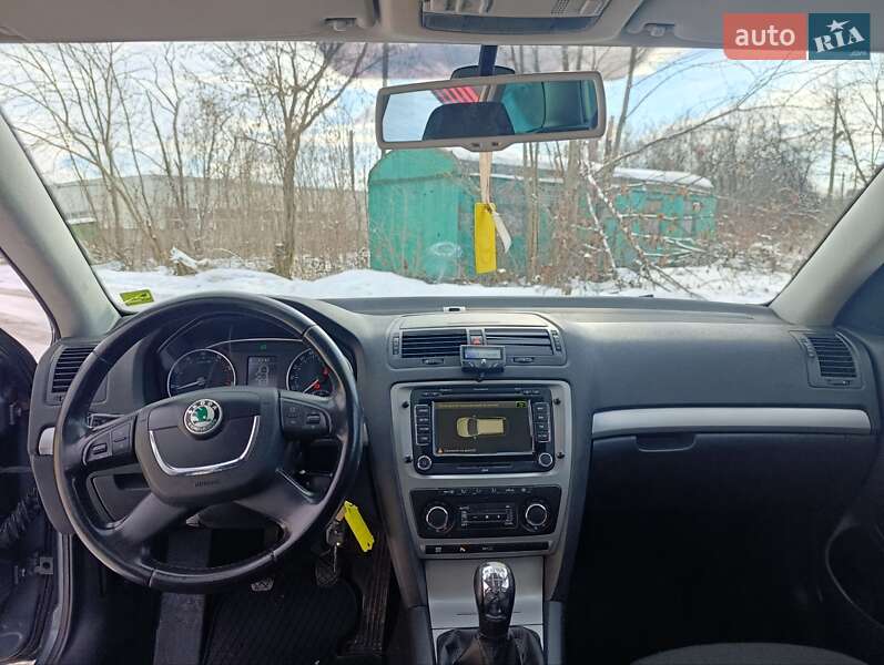 Универсал Skoda Octavia 2010 в Стрые