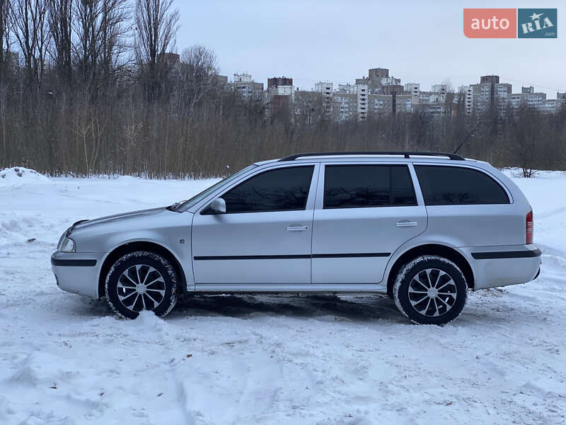Универсал Skoda Octavia 2008 в Киеве фото 3 Универсал Skoda Octavia 2008 в Киеве