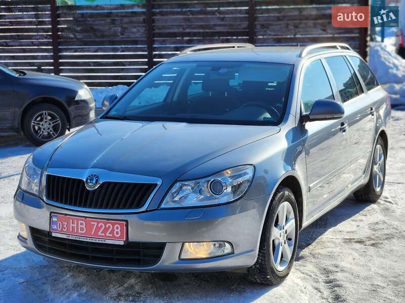 Универсал Skoda Octavia 2012 в Луцке