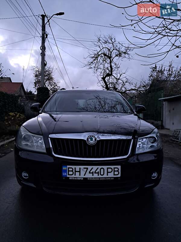 Універсал Skoda Octavia 2011 в Одесі