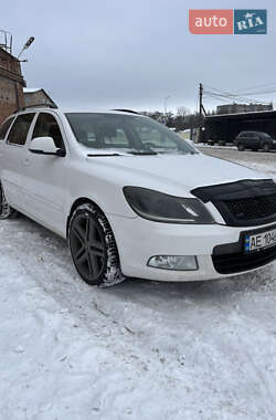Универсал Skoda Octavia 2011 в Чернигове