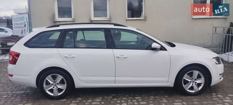 Универсал Skoda Octavia 2016 в Самборе