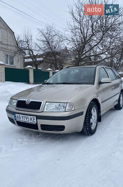 Универсал Skoda Octavia 2004 в Погребище