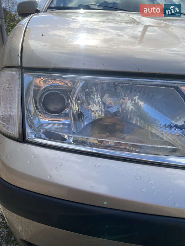 Універсал Skoda Octavia 2004 в Погребище