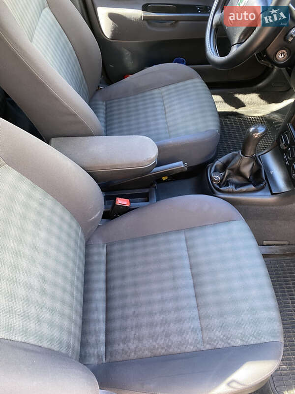 Універсал Skoda Octavia 2004 в Погребище