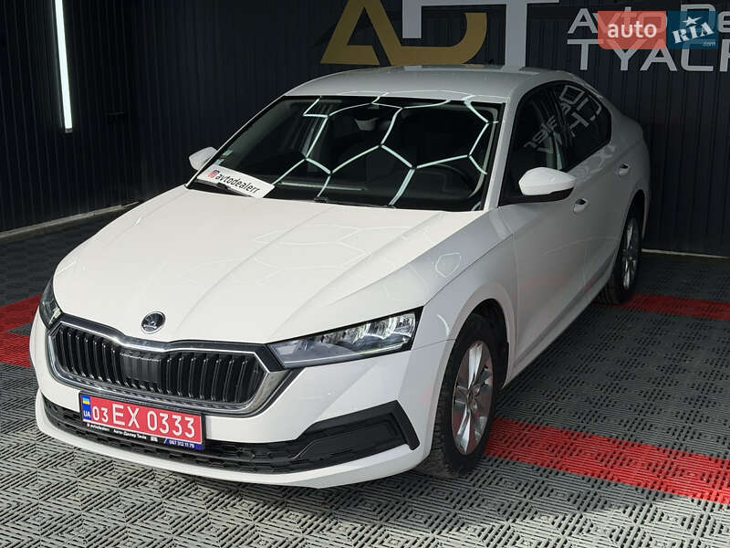 Лифтбек Skoda Octavia 2022 в Тячеве