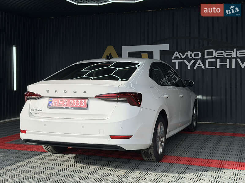 Лифтбек Skoda Octavia 2022 в Тячеве