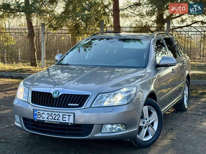 Универсал Skoda Octavia 2011 в Дрогобыче