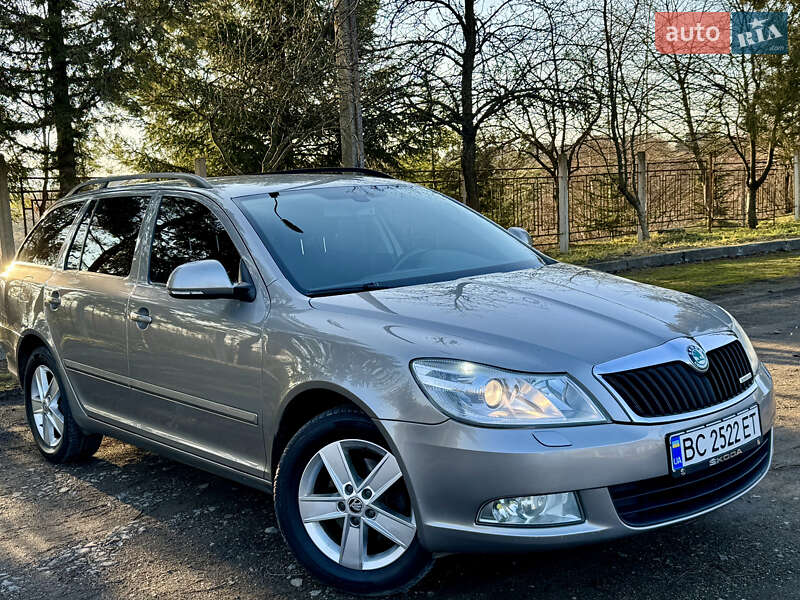 Универсал Skoda Octavia 2011 в Дрогобыче