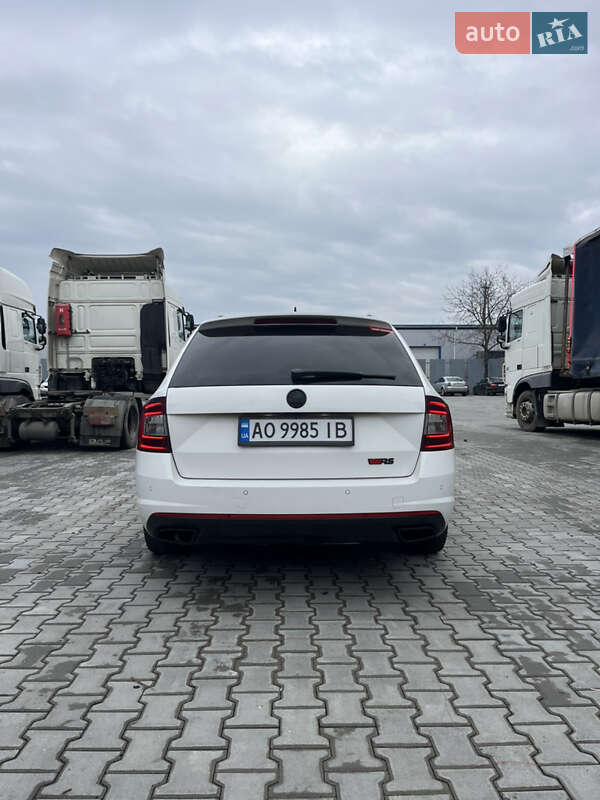 Универсал Skoda Octavia 2014 в Ужгороде