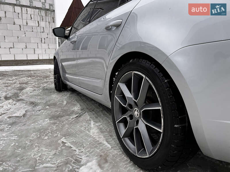 Универсал Skoda Octavia 2015 в Тростянце