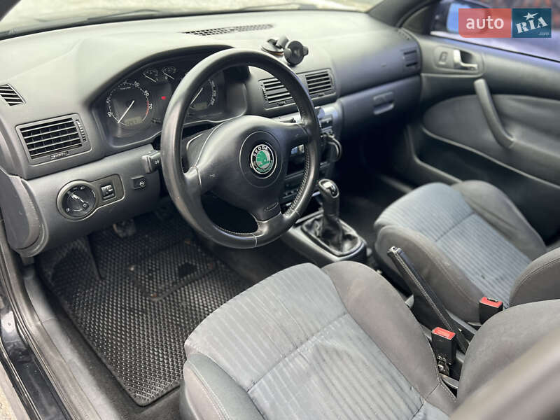 Лифтбек Skoda Octavia 2008 в Днепре