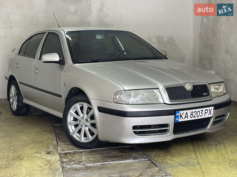 Лифтбек Skoda Octavia 2006 в Киеве