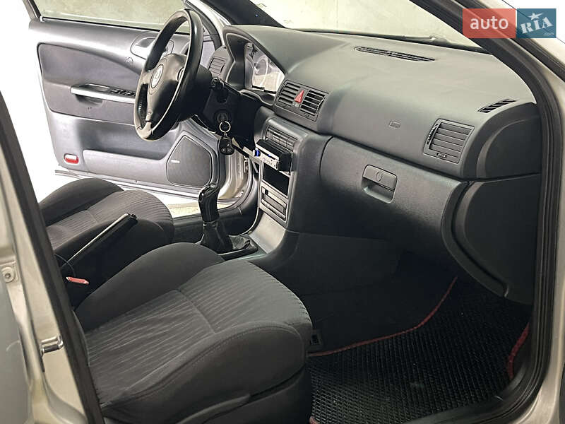 Лифтбек Skoda Octavia 2006 в Киеве