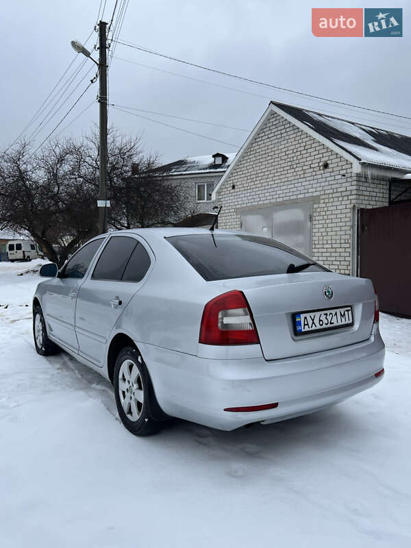 Лифтбек Skoda Octavia 2011 в Харькове фото 3 Лифтбек Skoda Octavia 2011 в Харькове