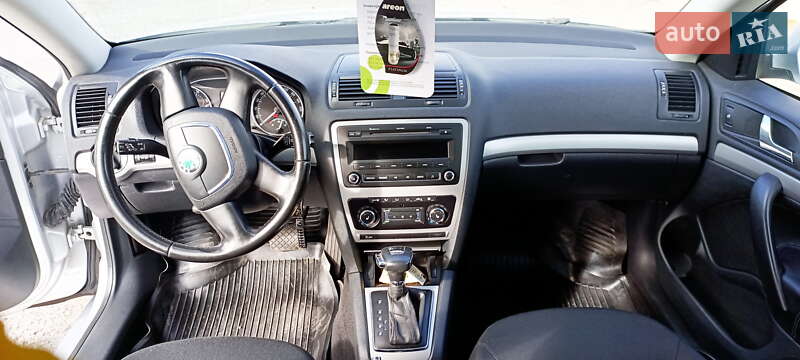 Универсал Skoda Octavia 2009 в Павлограде