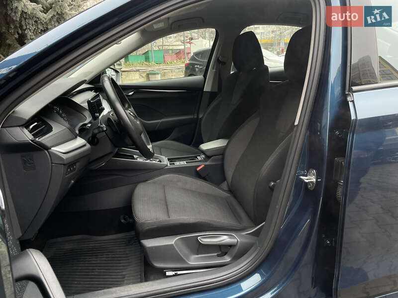 Лифтбек Skoda Octavia 2023 в Одессе