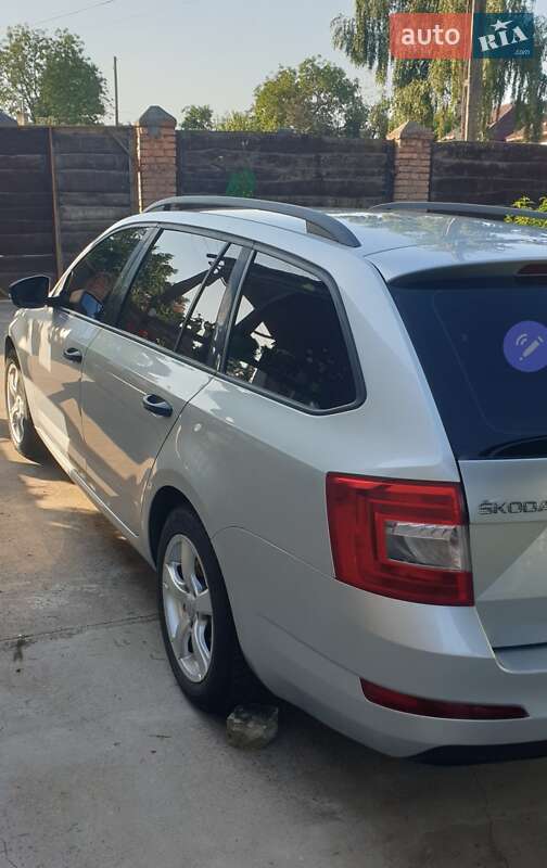 Универсал Skoda Octavia 2015 в Трускавце