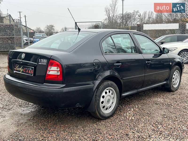 Лифтбек Skoda Octavia 2005 в Одессе