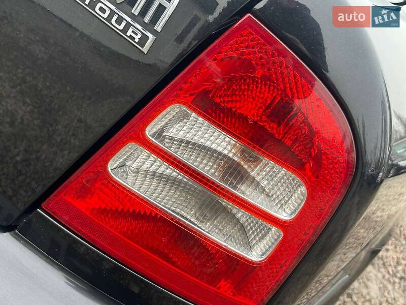 Лифтбек Skoda Octavia 2005 в Одессе