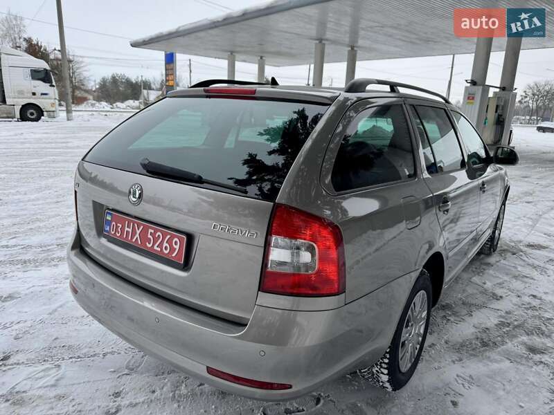 Универсал Skoda Octavia 2010 в Кропивницком