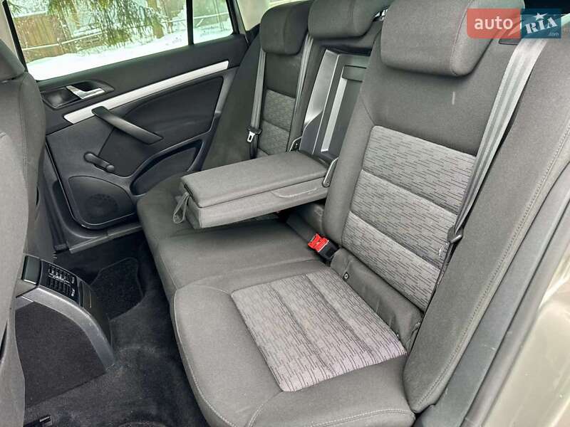 Универсал Skoda Octavia 2010 в Кропивницком