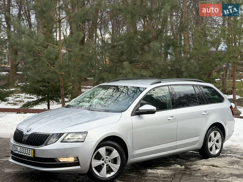 Универсал Skoda Octavia 2019 в Львове