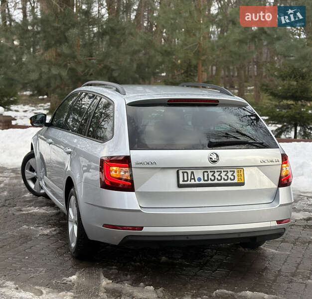 Универсал Skoda Octavia 2019 в Львове