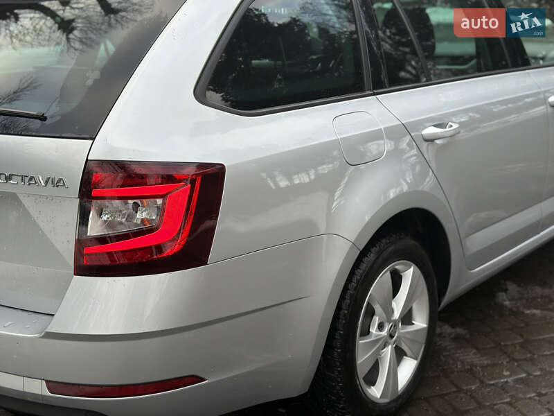 Универсал Skoda Octavia 2019 в Львове