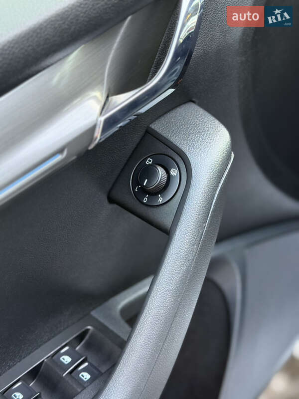 Универсал Skoda Octavia 2019 в Львове