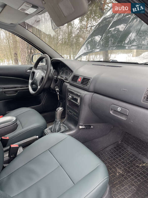 Лифтбек Skoda Octavia 2001 в Бабинцам