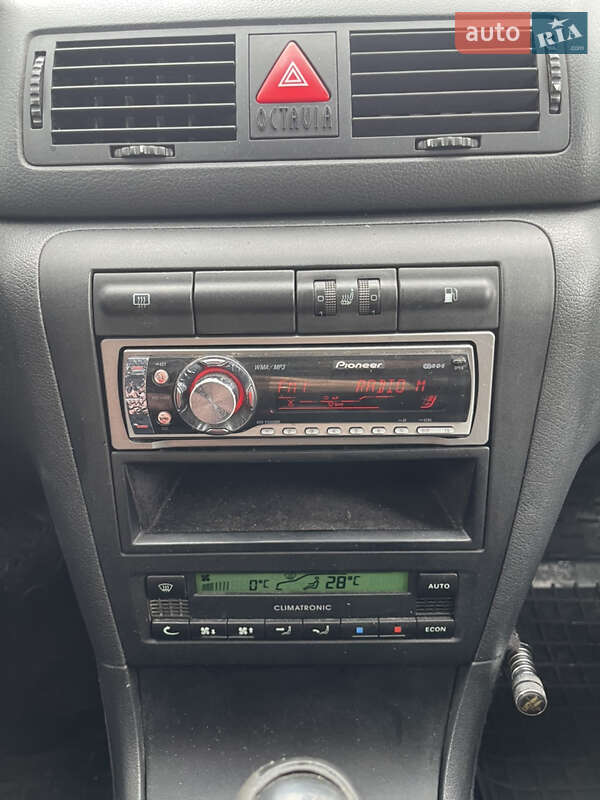 Лифтбек Skoda Octavia 2001 в Бабинцам