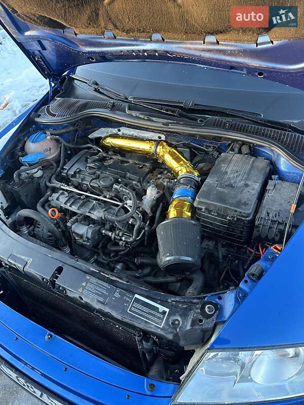 Лифтбек Skoda Octavia 2006 в Львове