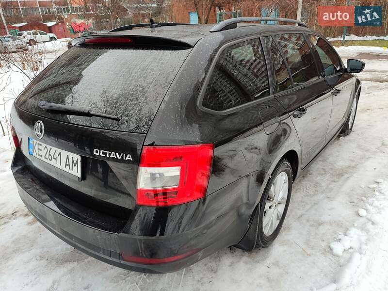 Универсал Skoda Octavia 2018 в Киеве