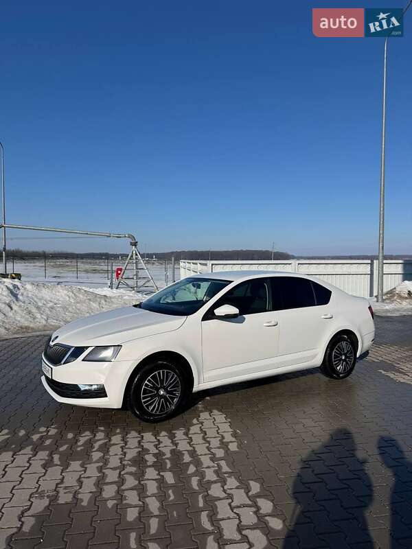 Лифтбек Skoda Octavia 2019 в Умани фото 4 Лифтбек Skoda Octavia 2019 в Умани