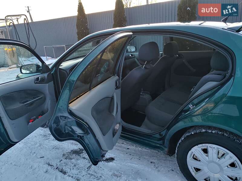 Лифтбек Skoda Octavia 1999 в Шептицькому