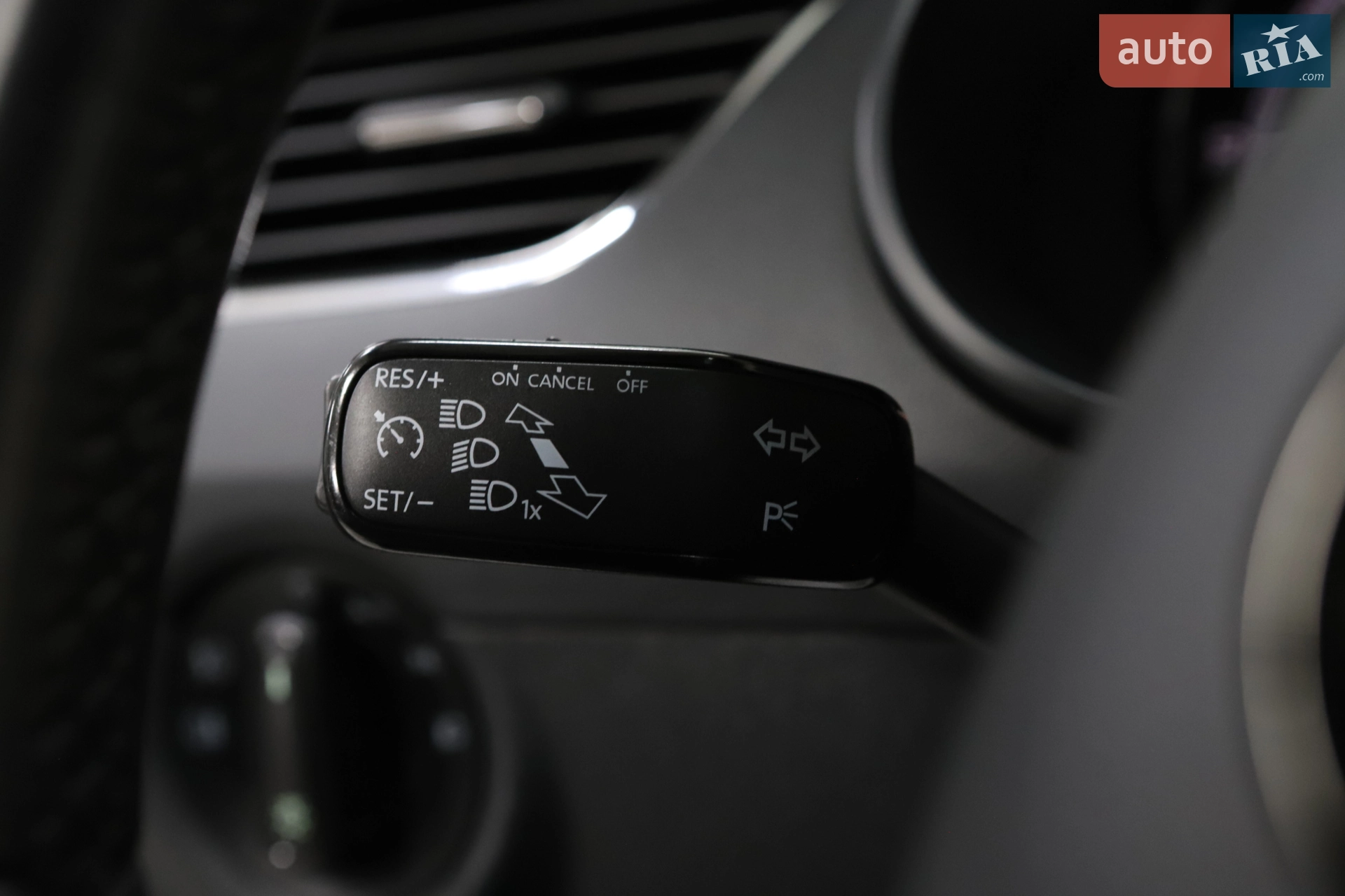 2018 Skoda Octavia - мініатюра 175