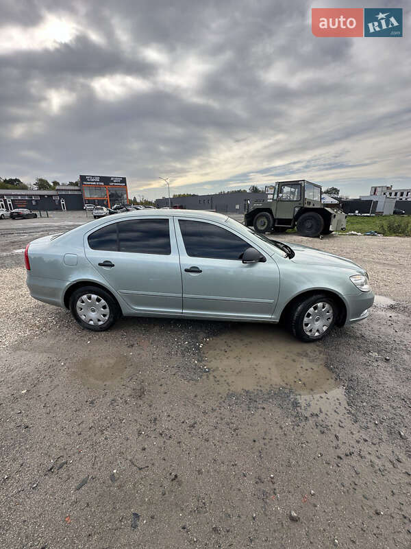 Лифтбек Skoda Octavia 2012 в Львове фото 4 Лифтбек Skoda Octavia 2012 в Львове