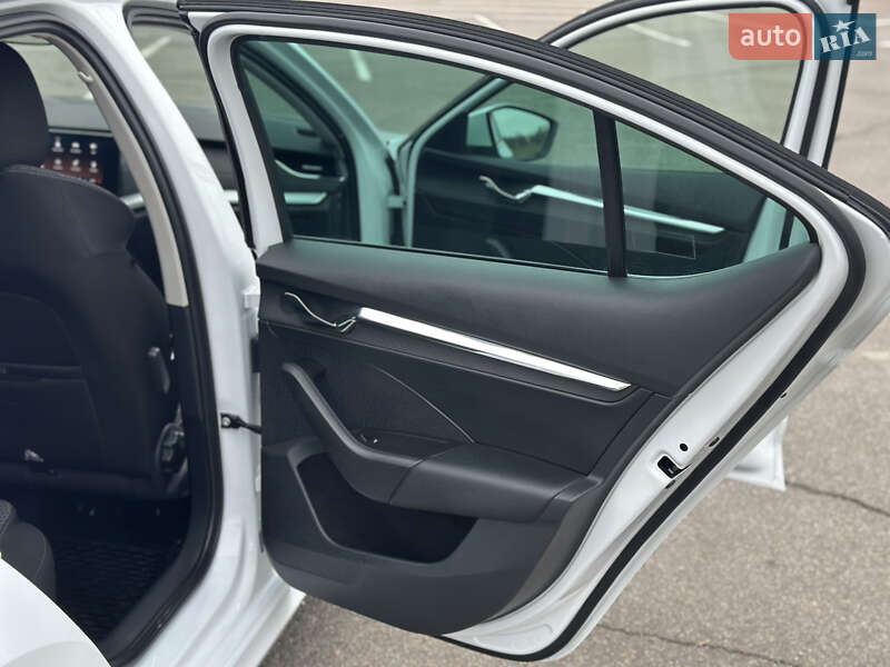 Лифтбек Skoda Octavia 2020 в Кривом Роге