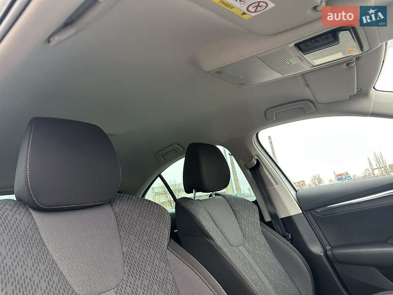 Лифтбек Skoda Octavia 2020 в Кривом Роге