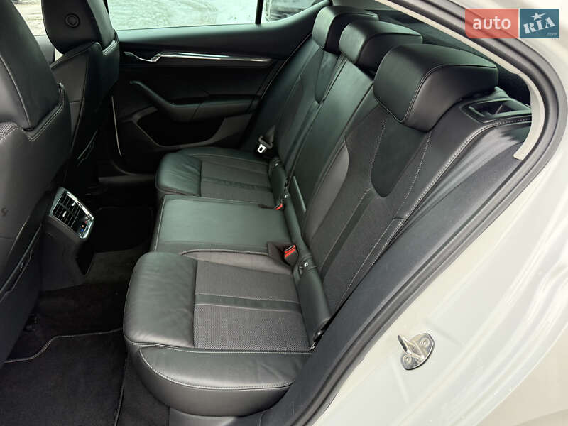 Лифтбек Skoda Octavia 2020 в Луцке