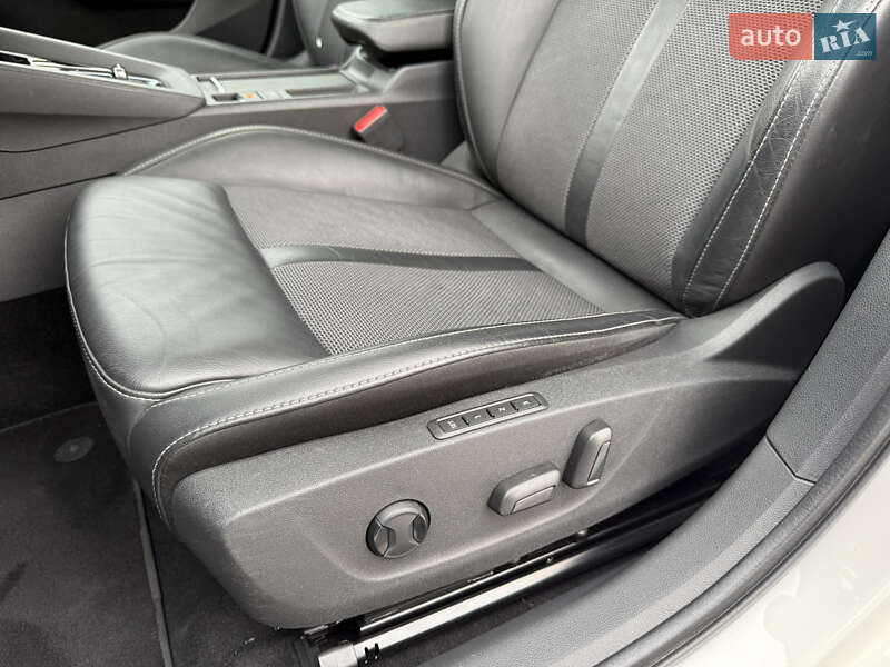 Лифтбек Skoda Octavia 2020 в Луцке