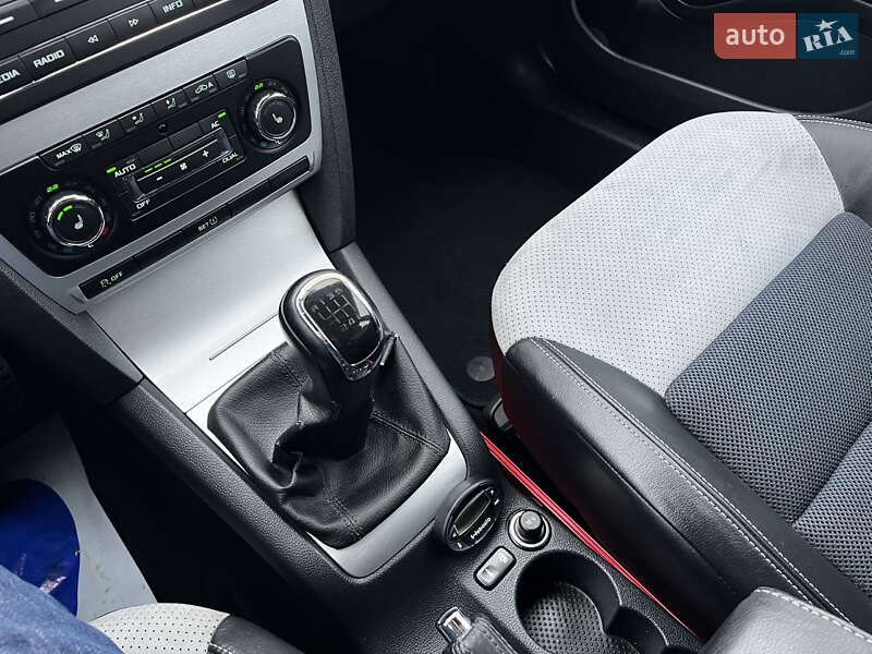 Универсал Skoda Octavia 2011 в Луцке