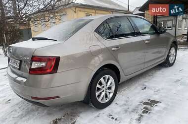 Ліфтбек Skoda Octavia 2017 в Черкасах
