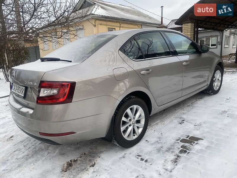 Ліфтбек Skoda Octavia 2017 в Черкасах