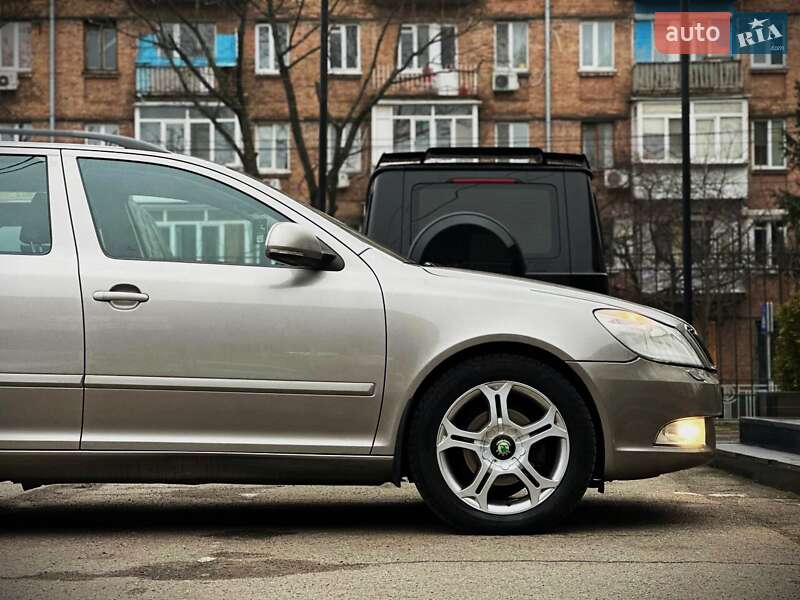 Универсал Skoda Octavia 2009 в Киеве фото 9 Универсал Skoda Octavia 2009 в Киеве