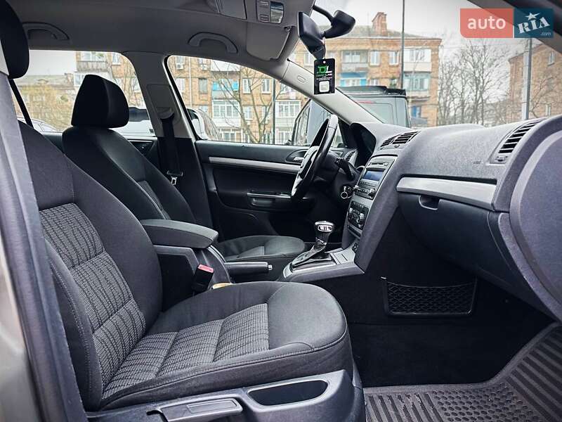 Универсал Skoda Octavia 2009 в Киеве фото 21 Универсал Skoda Octavia 2009 в Киеве
