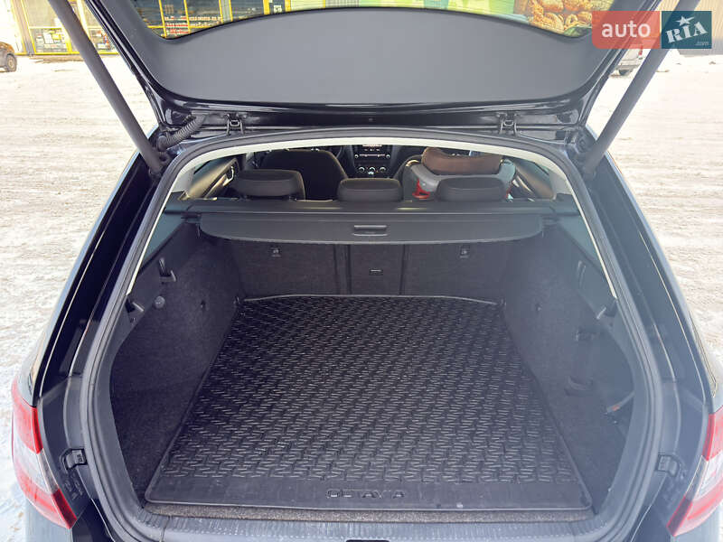 Универсал Skoda Octavia 2019 в Луцке фото 22 Универсал Skoda Octavia 2019 в Луцке